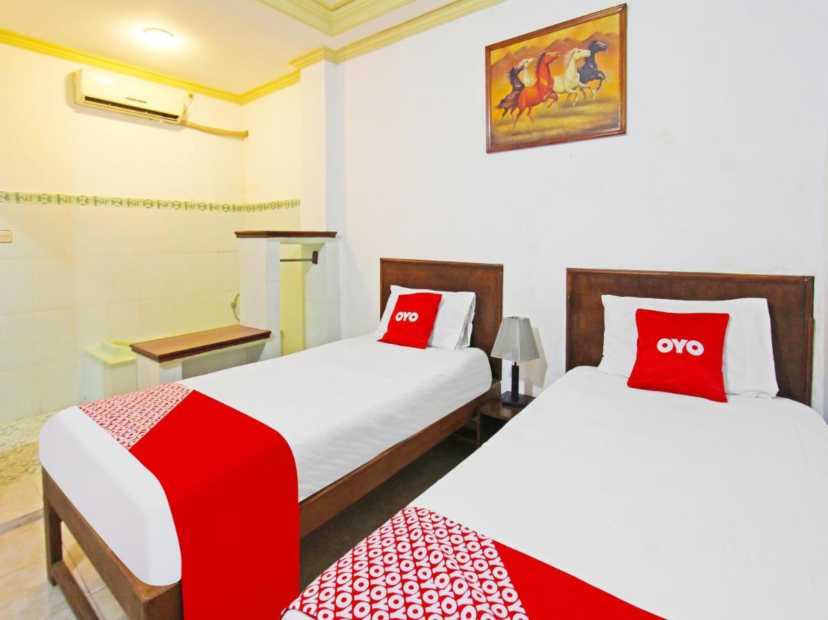 Oyo 91564 Ayodya Guest House 마타람 외부 사진